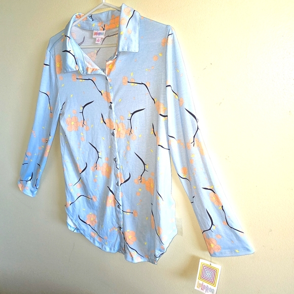 LuLaRoe long sleeve NEW blouse - Picture 2 of 4